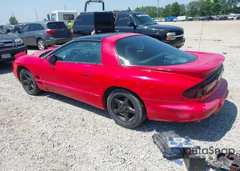 2000 Pontiac Firebird z USA, uszkodzony, nr VIN 2G2FS22KXY2145396